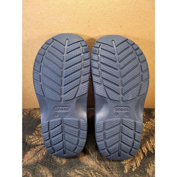CROCS Unisex Navy Slip-on Shoes- Size M5/W7 - Picture 8 of 9